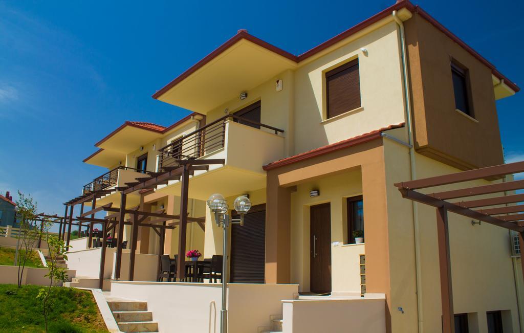 Ianthi Maisonettes Nea Roda Exterior photo
