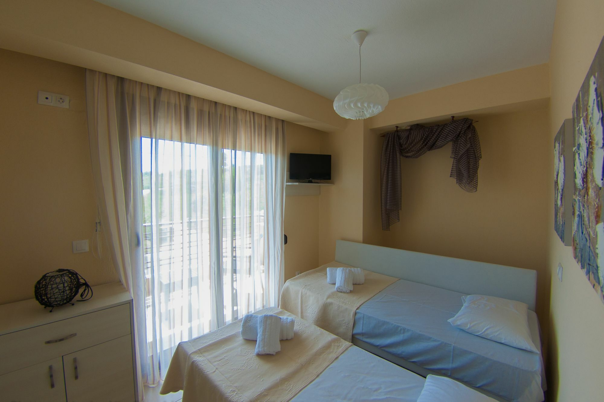 Ianthi Maisonettes Nea Roda Exterior photo
